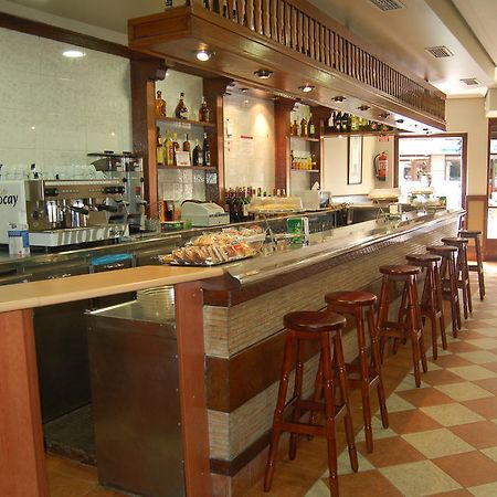 Bar Pension Restaurante Bidasoa Irun Dış mekan fotoğraf
